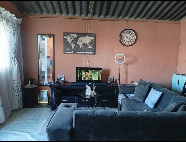 BEDROOM FREEHOLD FOR SALE IN NONQUBELA